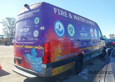 2022 Mercedes-Benz Sprinter 2500 High Roof V6 z USA, uszkodzony, nr VIN W1Y4EDHYXNT086200